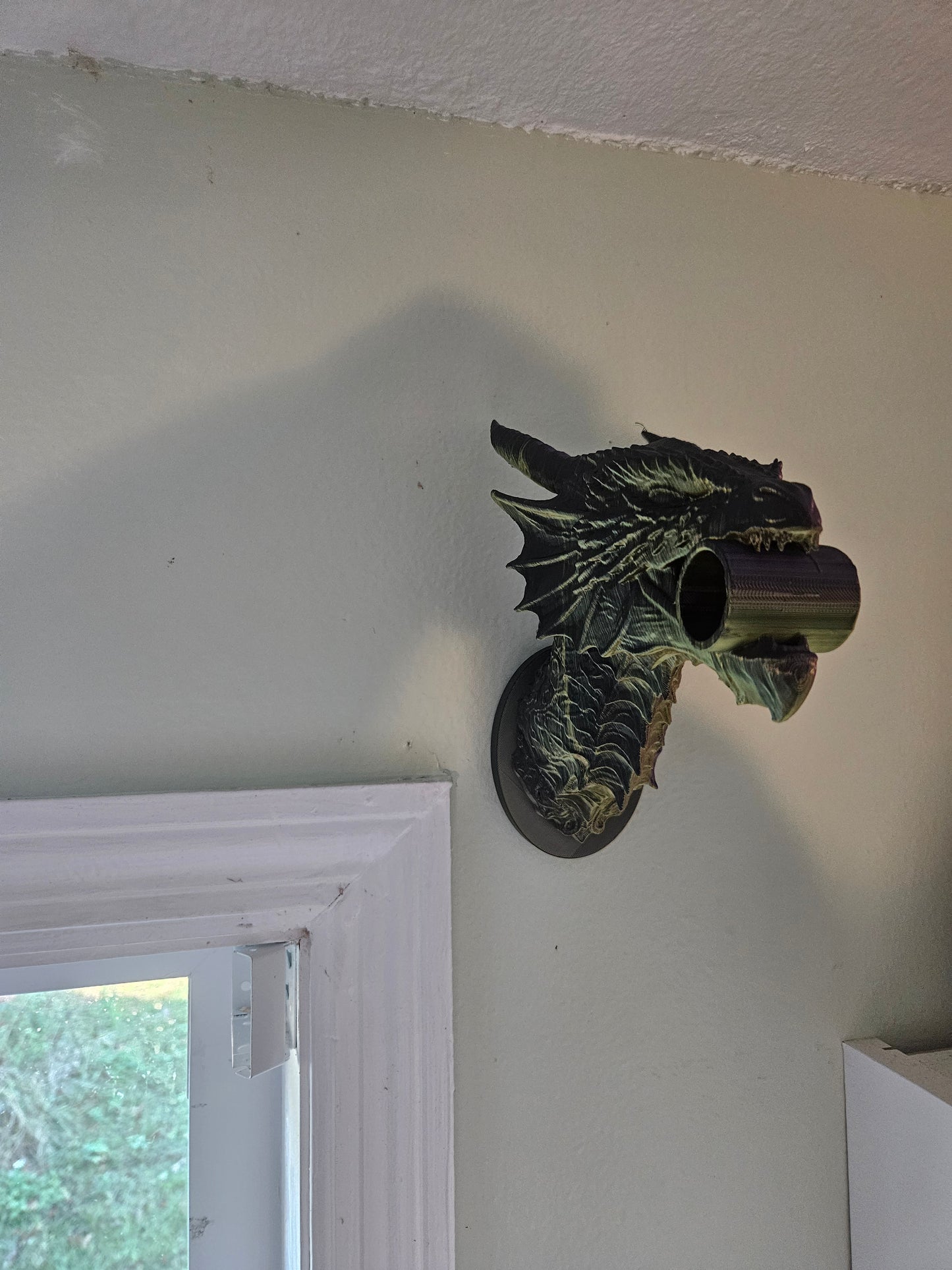 The Guardian Dragon: 3D Printed Drapery Rod Holder (2 dragon ends)